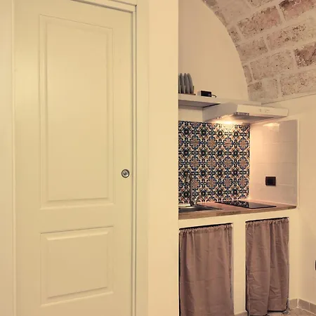Dimora Pietre Gemelle Bari בית נופש *